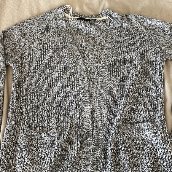 Cardigan with elbow pads - Picture 4 of 5